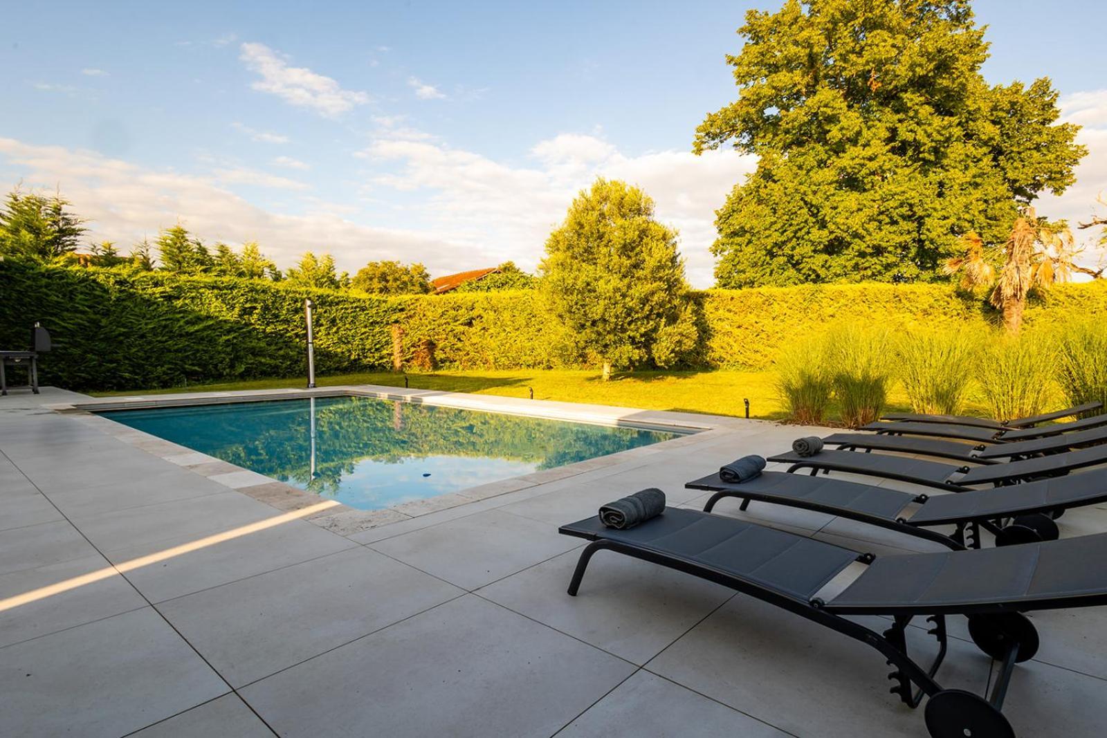 Villa Au Petit Bonheur Avec Clim - Hameau Au Calme - Piscine Chauffee - Petanque Moncrabeau 外观 照片
